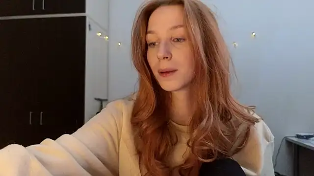 Snapshot of Mary_Av chatting on December 19, 2024, 9:17 pm Mary Av online show from December 19, 2024, 9:17 pm