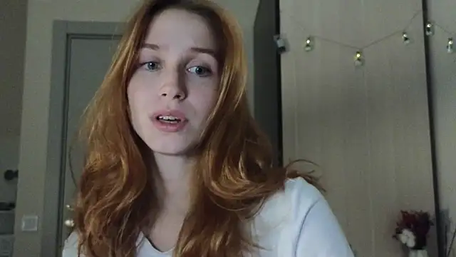 Snapshot of Mary_Av chatting on September 23, 2025, 7:50 pm Mary Av online show from September 23, 2025, 7:50 pm