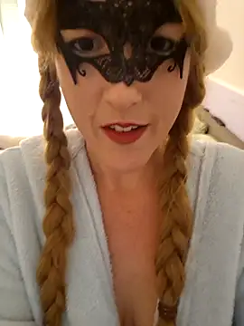 Hexe12346 online show from December 5, 2025, 4:58 pm