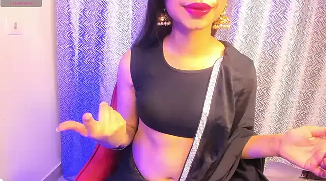 Prachi Sharma online show from December 5, 2024, 8:44 pm