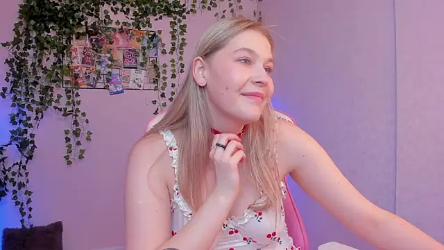 Colleen Blake online show from February 28, 2025, 9:44 pm