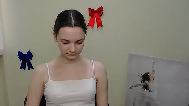  SusieSu  online show from February 9, 2025, 10:20 am