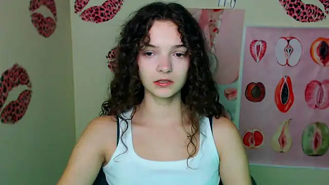  SusieSu  online show from October 22, 2025, 6:46 am