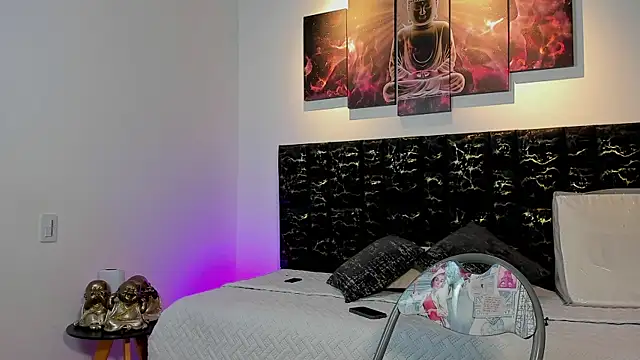 BastianFerrari online show from April 8, 2026, 2:44 am