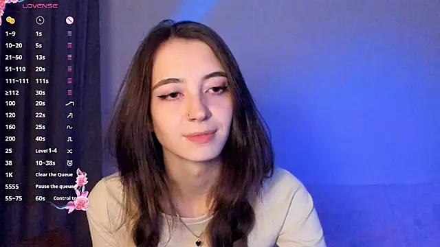 EvaBradley online show from September 29, 2025, 6:35 pm