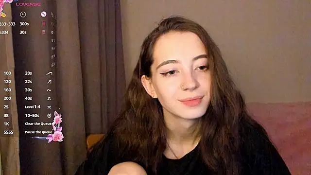 EvaBradley online show from November 16, 2025, 7:08 pm