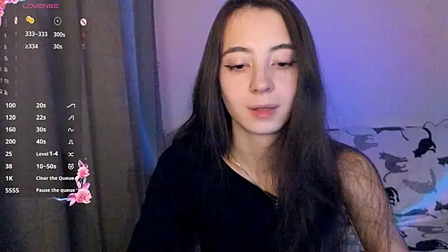 EvaBradley online show from November 27, 2025, 7:16 pm