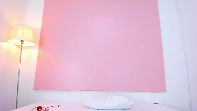 andyylove jk online show from October 18, 2025, 1:12 pm