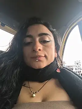 Lila Desiree online show from May 29, 2026, 7:56 pm
