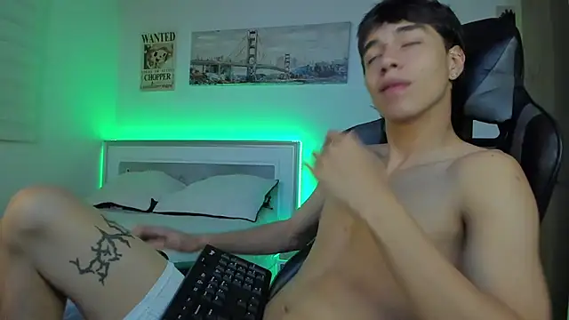 facebaby1 online show from February 13, 2025, 3:18 am