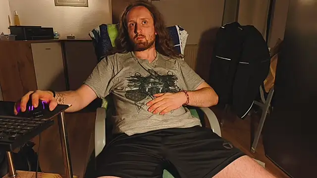 DrownMentallyyy online show from December 15, 2025, 11:31 pm