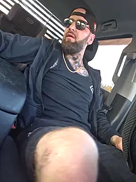 Beardedtattood online show from September 27, 2025, 11:48 am