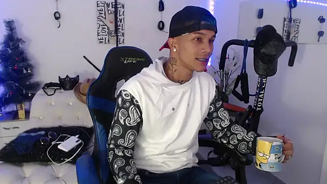 Leonard Price online show from February 11, 2025, 2:46 am