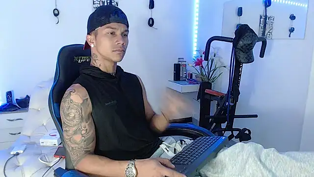 Leonard Price online show from March 4, 2025, 2:49 am