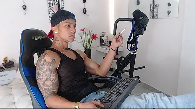 Leonard Price online show from March 22, 2025, 6:43 am