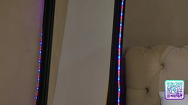 KateReevah online show from March 17, 2025, 4:11 pm