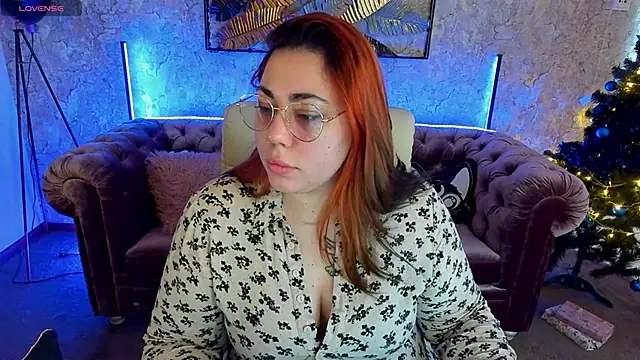 Snapshot of Kittywakee chatting on December 30, 2024, 6:53 am Kittywakee online show from December 30, 2024, 6:53 am