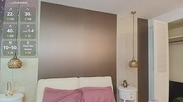 DannaDooll99 online show from September 25, 2025, 12:31 pm