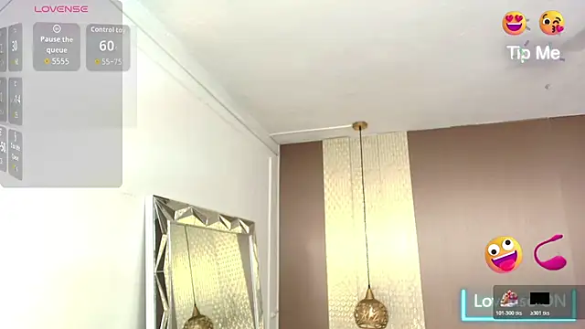 DannaDooll99 online show from November 3, 2025, 11:22 am