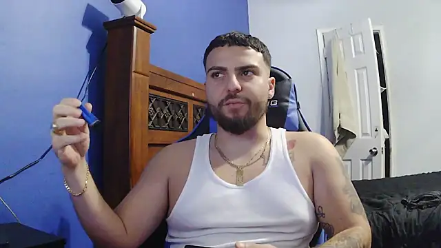 Snapshot of MasterKvn chatting on January 31, 2025, 8:22 am MasterKvn online show from January 31, 2025, 8:22 am