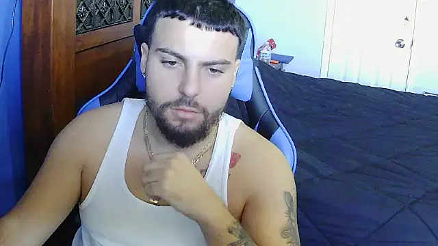 Snapshot of MasterKvn chatting on February 5, 2025, 7:31 pm MasterKvn online show from February 5, 2025, 7:31 pm