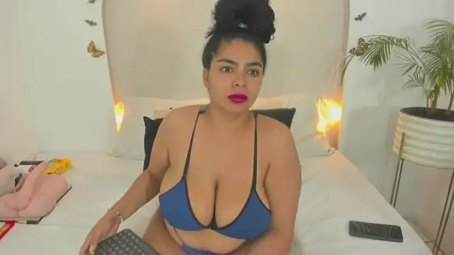 Sofii Cooper1 online show from November 14, 2025, 4:22 am