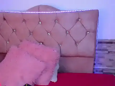 elizabethcooper online show from January 24, 2025, 1:35 am