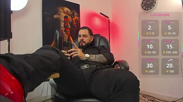 Ethan Castellano online show from November 11, 2025, 8:53 pm