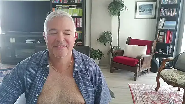 aarosteev2 online show from June 10, 2026, 3:44 pm