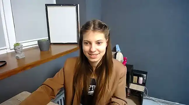 felicity gold online show from February 3, 2025, 8:35 am