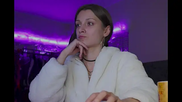 Kathleen Meow online show from September 26, 2025, 8:46 pm