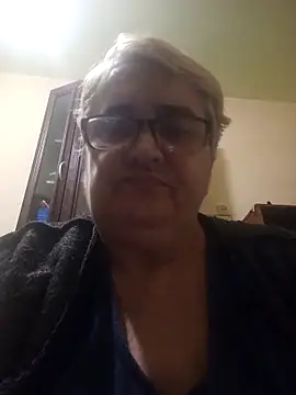 Snapshot of Sonya5156 chatting on December 17, 2024, 6:31 pm Sonya5156 online show from December 17, 2024, 6:31 pm