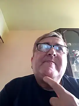 Snapshot of Sonya5156 chatting on January 20, 2025, 1:32 pm Sonya5156 online show from January 20, 2025, 1:32 pm