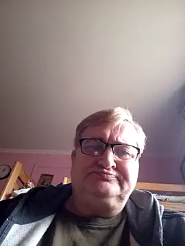 Snapshot of Sonya5156 chatting on February 6, 2025, 10:04 am Sonya5156 online show from February 6, 2025, 10:04 am