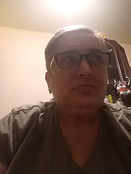 Snapshot of Sonya5156 chatting on February 14, 2025, 3:36 pm Sonya5156 online show from February 14, 2025, 3:36 pm