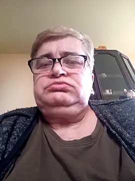 Snapshot of Sonya5156 chatting on February 22, 2025, 2:52 pm Sonya5156 online show from February 22, 2025, 2:52 pm