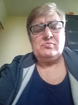 Snapshot of Sonya5156 chatting on March 2, 2025, 1:27 pm Sonya5156 online show from March 2, 2025, 1:27 pm