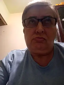 Snapshot of Sonya5156 chatting on March 14, 2025, 5:02 pm Sonya5156 online show from March 14, 2025, 5:02 pm