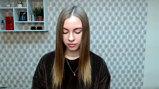 AlisaCatty  online show from December 5, 2024, 8:22 am