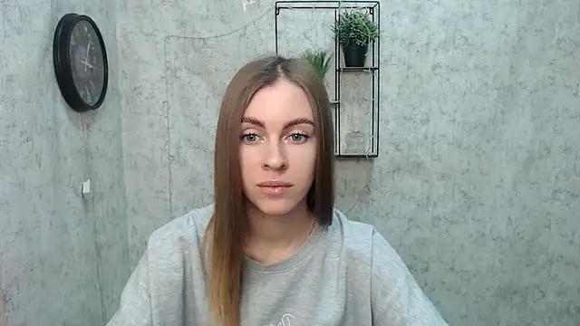 AlisaCatty  online show from December 11, 2024, 8:26 am