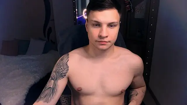 handsome guy01 online show from December 6, 2024, 9:35 pm