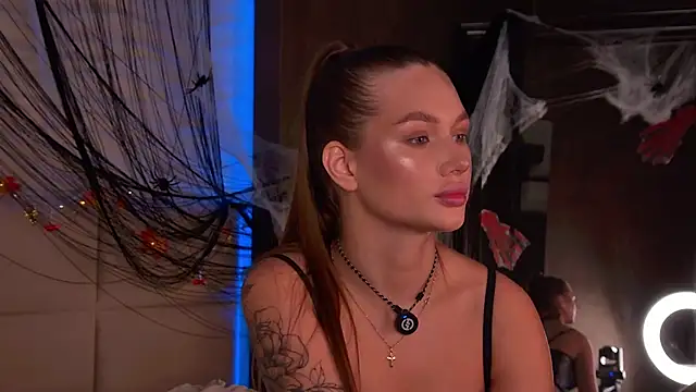 ViolaFlirt online show from October 25, 2025, 4:31 am