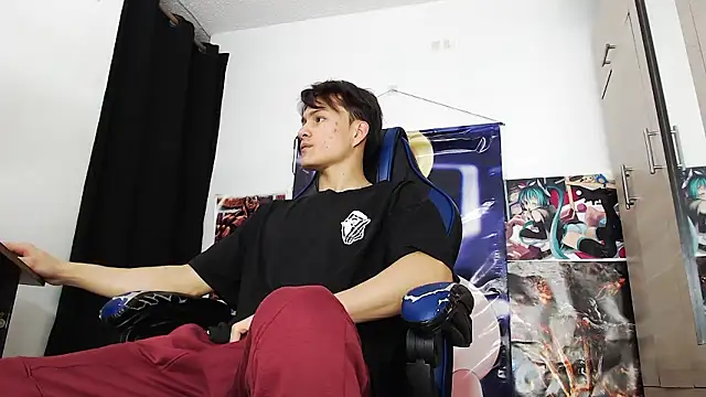 sr jaeger online show from December 19, 2025, 1:40 pm