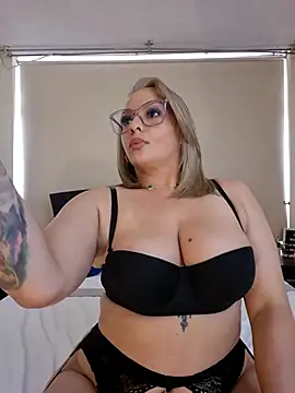 Aligoldbottom online show from March 11, 2025, 6:19 pm