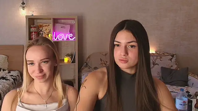 ShySonya online show from October 16, 2025, 11:00 am