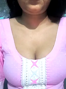 NEETU-89 online show from September 14, 2025, 2:33 am