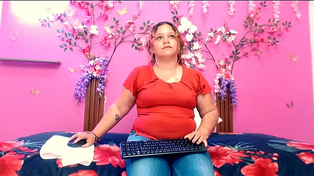 analdeepalejandra18 online show from December 3, 2025, 7:01 pm