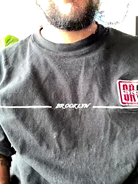 Snapshot of MrSoulMommy chatting on October 28, 2025, 3:36 pm MrSoulMommy online show from October 28, 2025, 3:36 pm