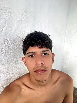 Snapshot of LiamGadiell chatting on December 14, 2025, 8:13 pm LiamGadiell online show from December 14, 2025, 8:13 pm