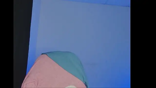 catalina Ada online show from October 27, 2025, 1:42 am